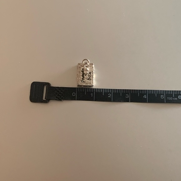 Vintage Sterling Silver Tiny Prayer Box Charm, Stamped 925 - Picture 6 of 11